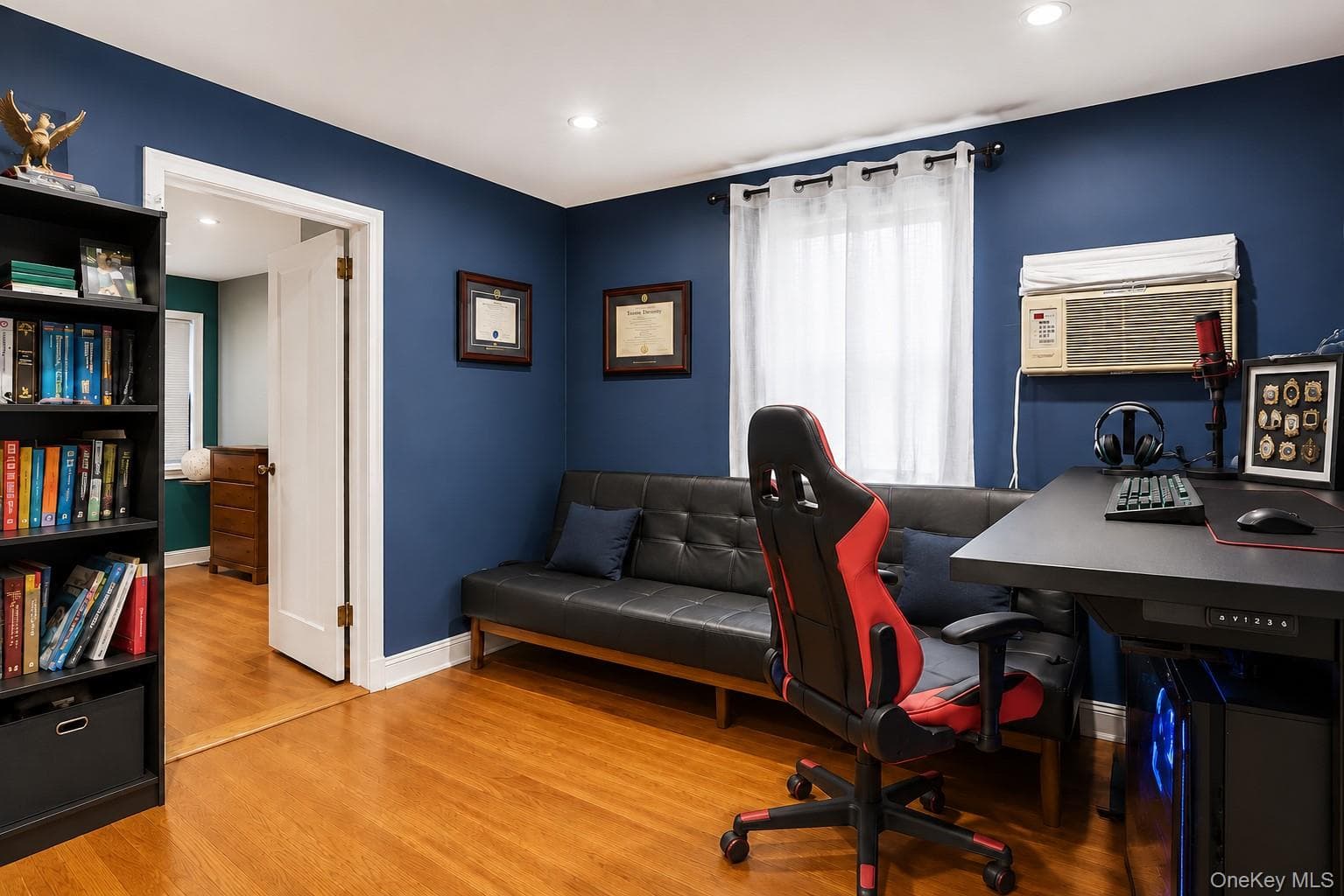 114 Greenvale Avenue thumbnail 9