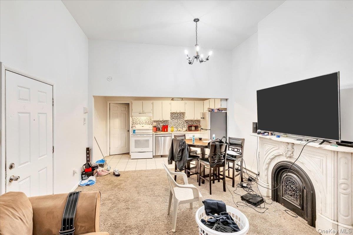 137 Lancaster Street thumbnail 8
