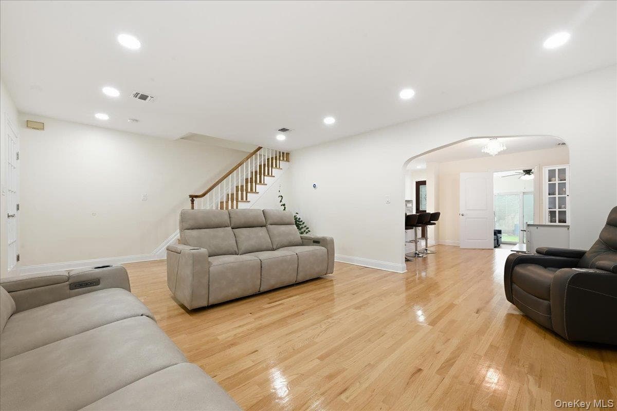 111 N 11th Street thumbnail 10