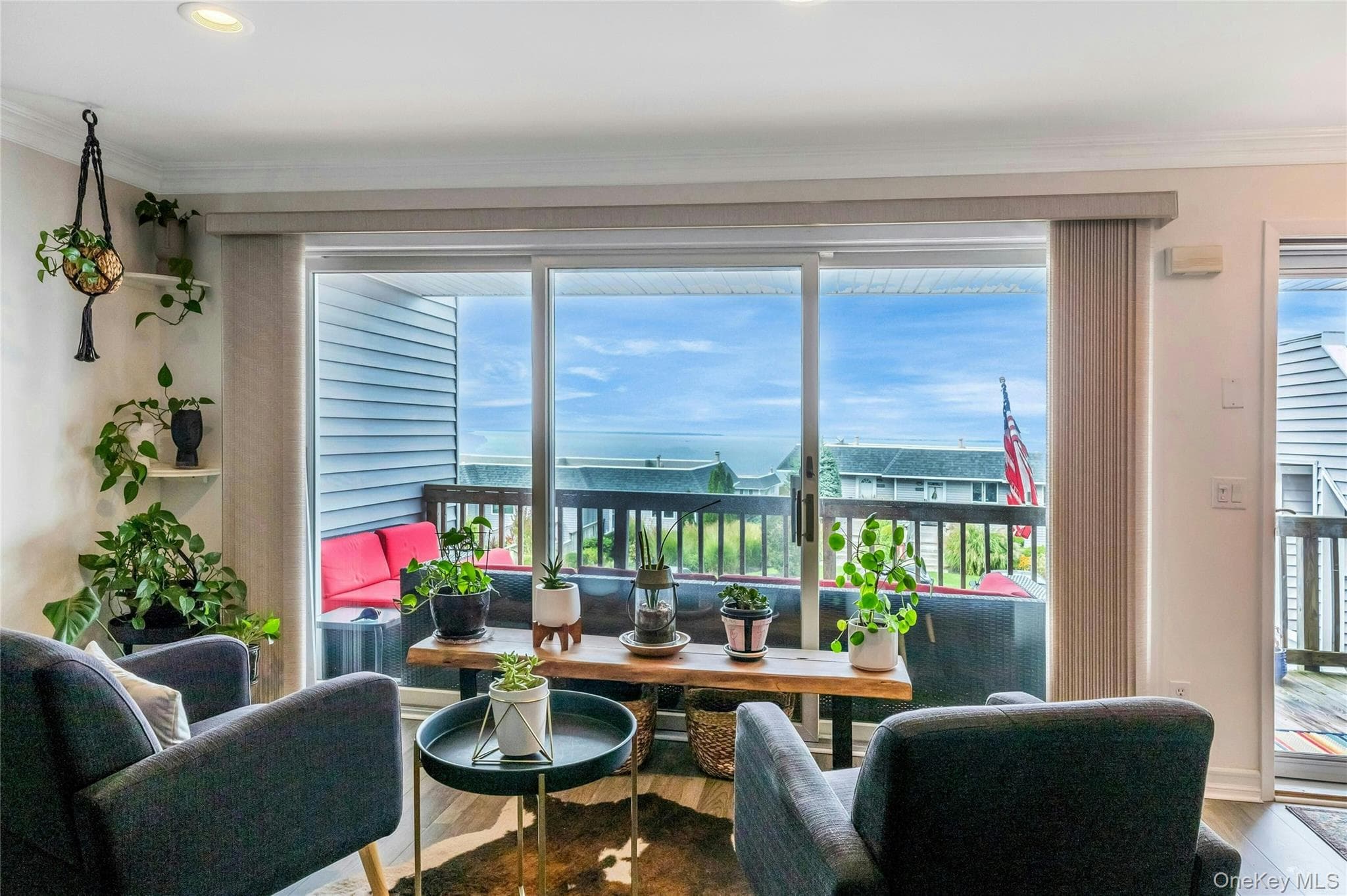 3103 Bluffs Drive thumbnail 11