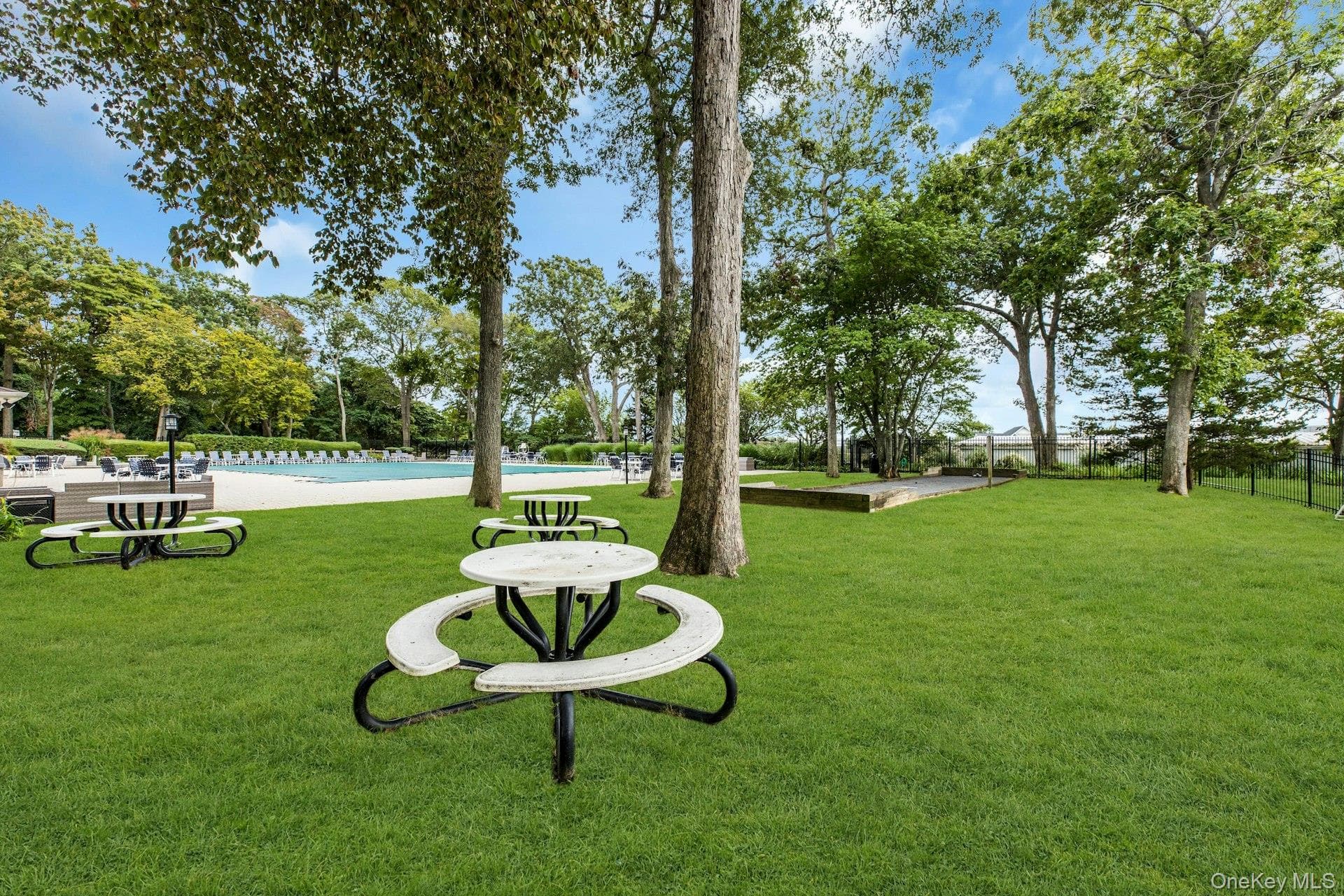 3103 Bluffs Drive thumbnail 27