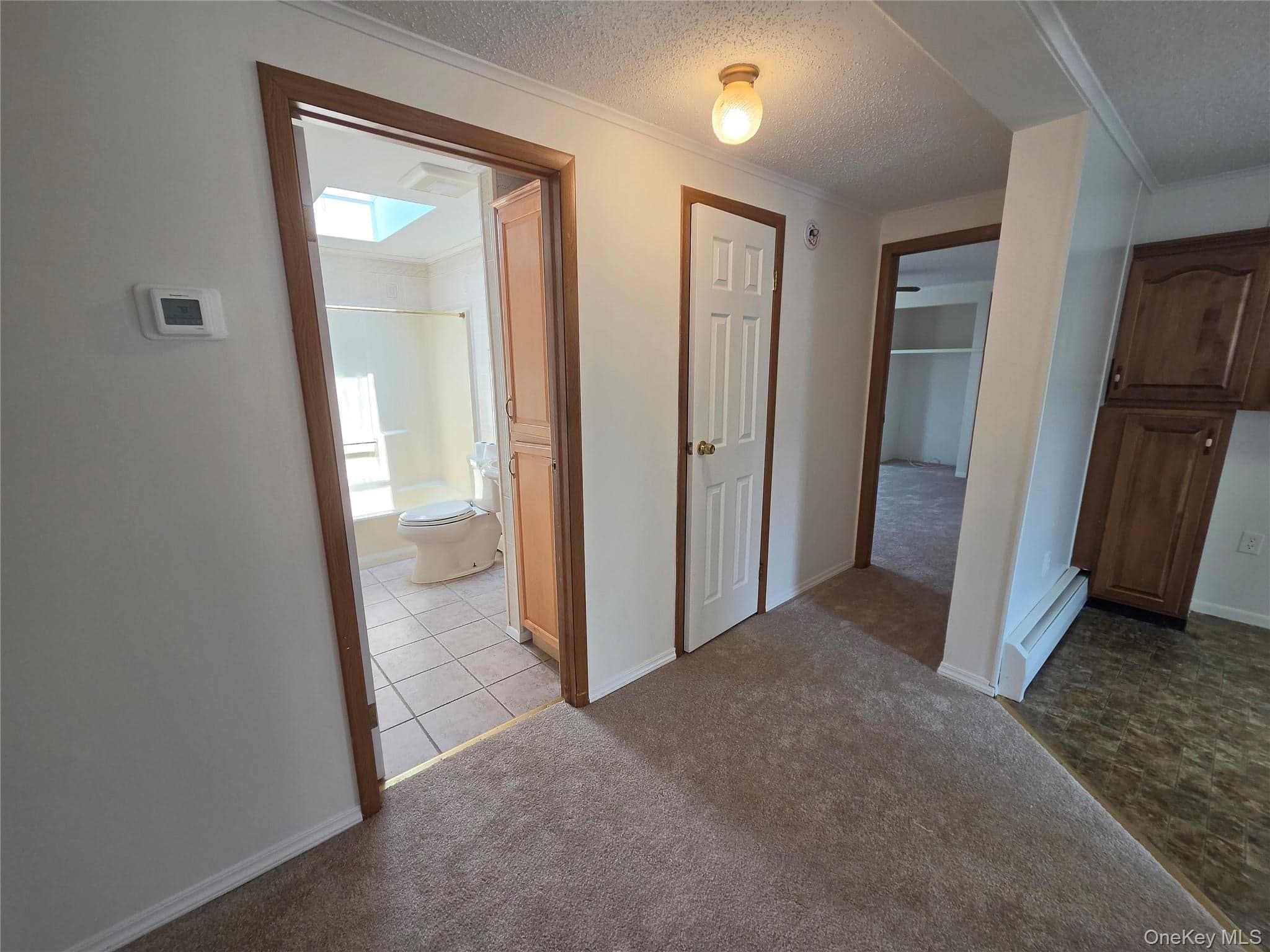 162 Village Circle thumbnail 5
