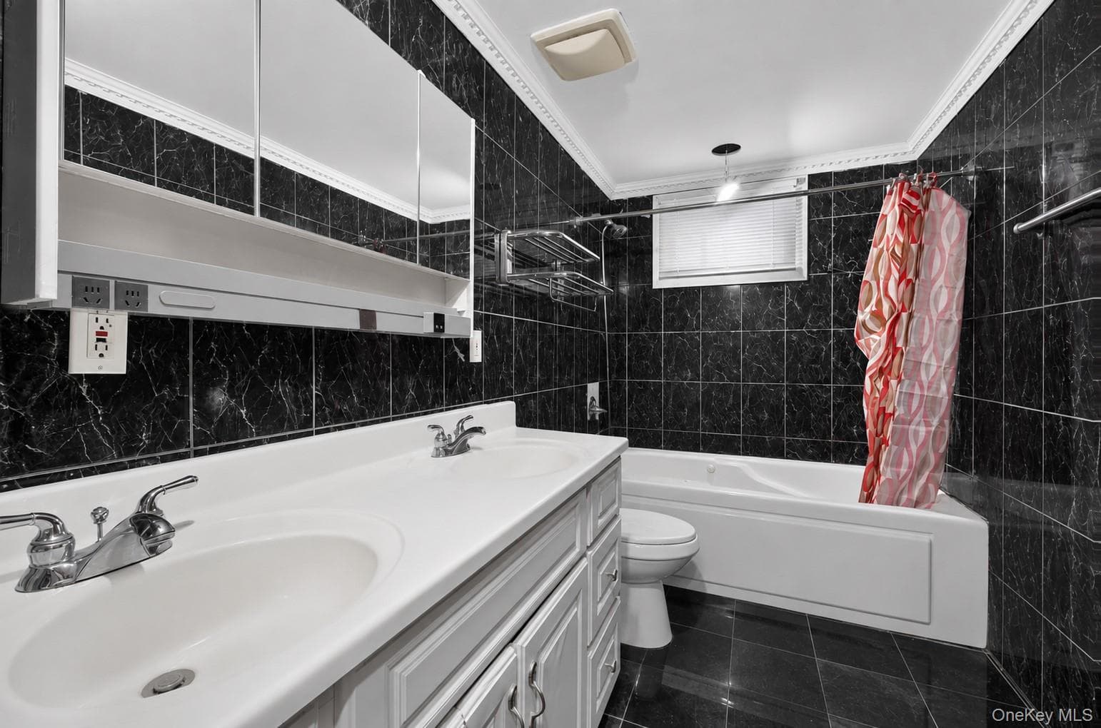 4215 161st Street thumbnail 31