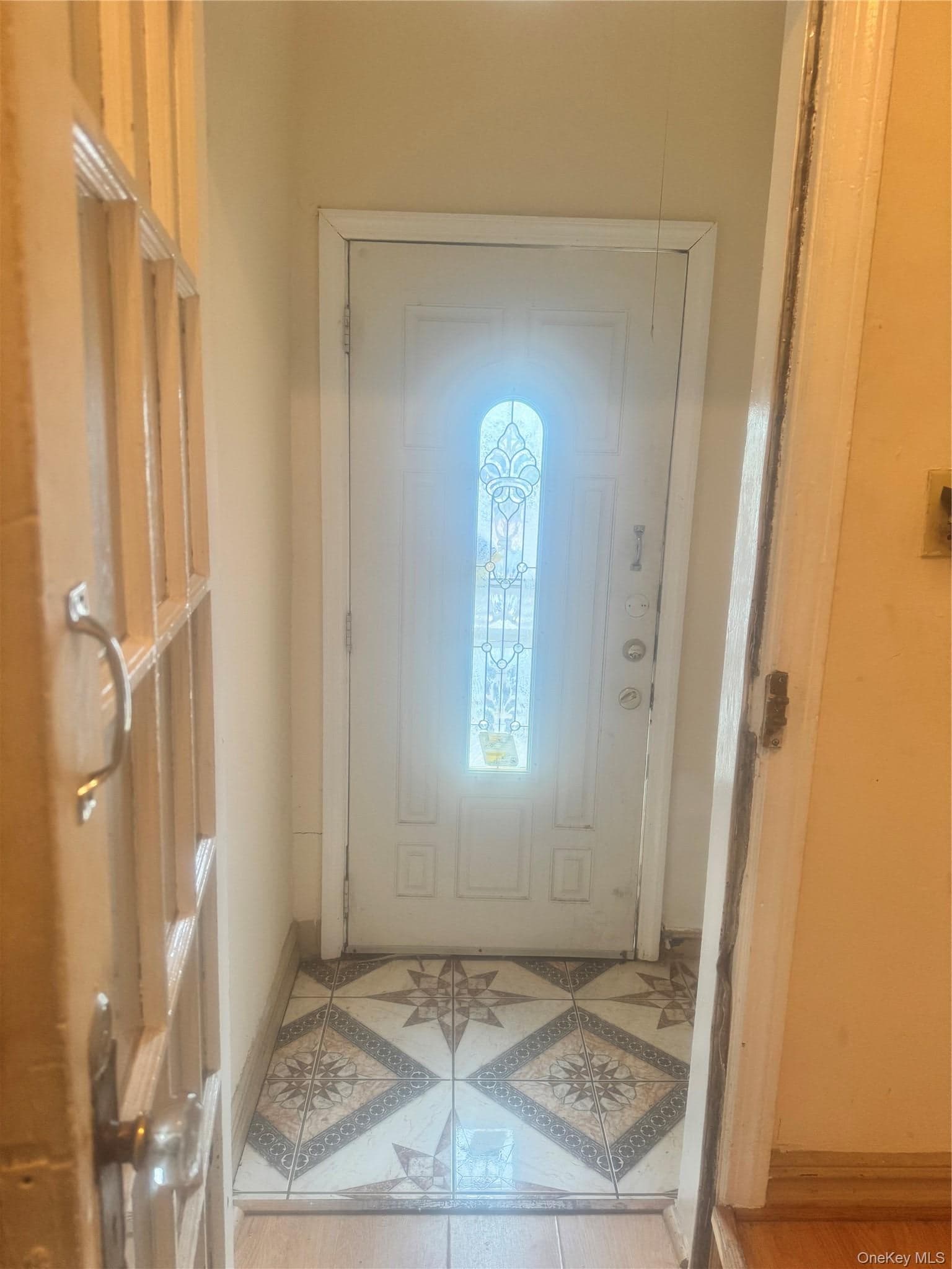 670 E 98th Street thumbnail 15