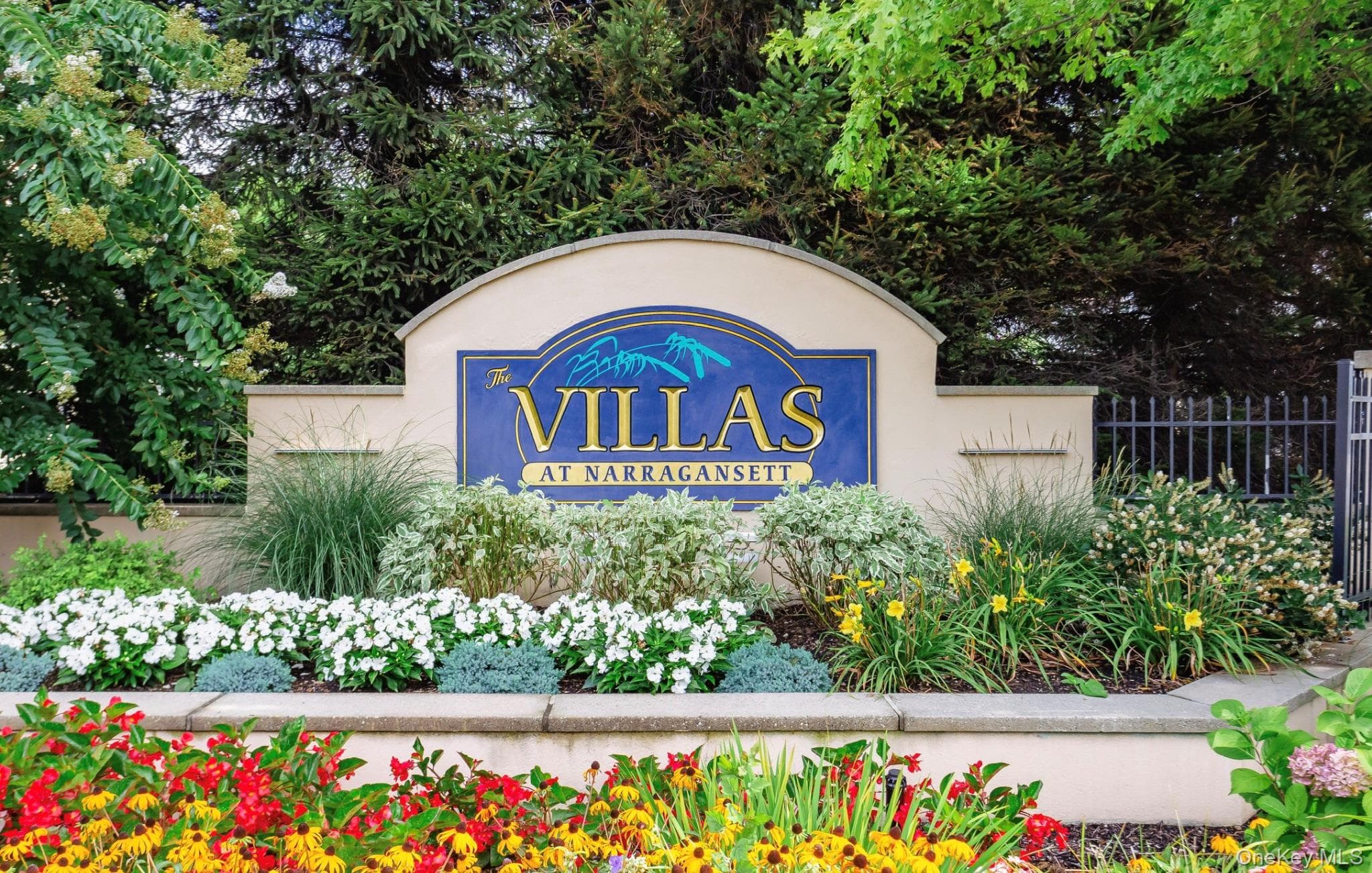 115 Narragansett Villas Drive, Lindenhurst