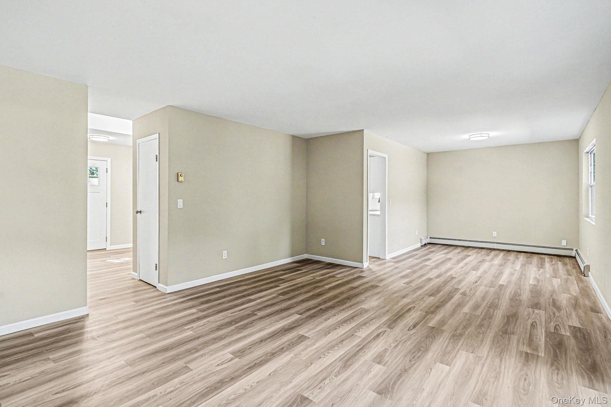 35 Lombardy Drive thumbnail 9