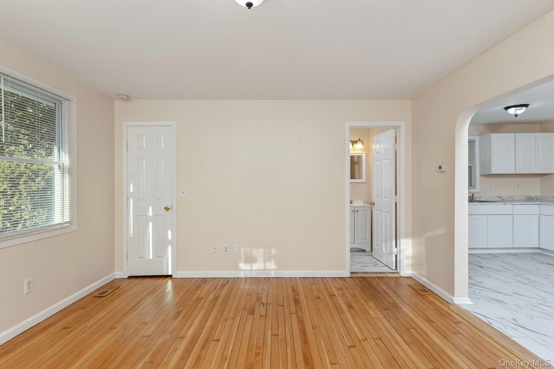 860 Flanders Road thumbnail 17