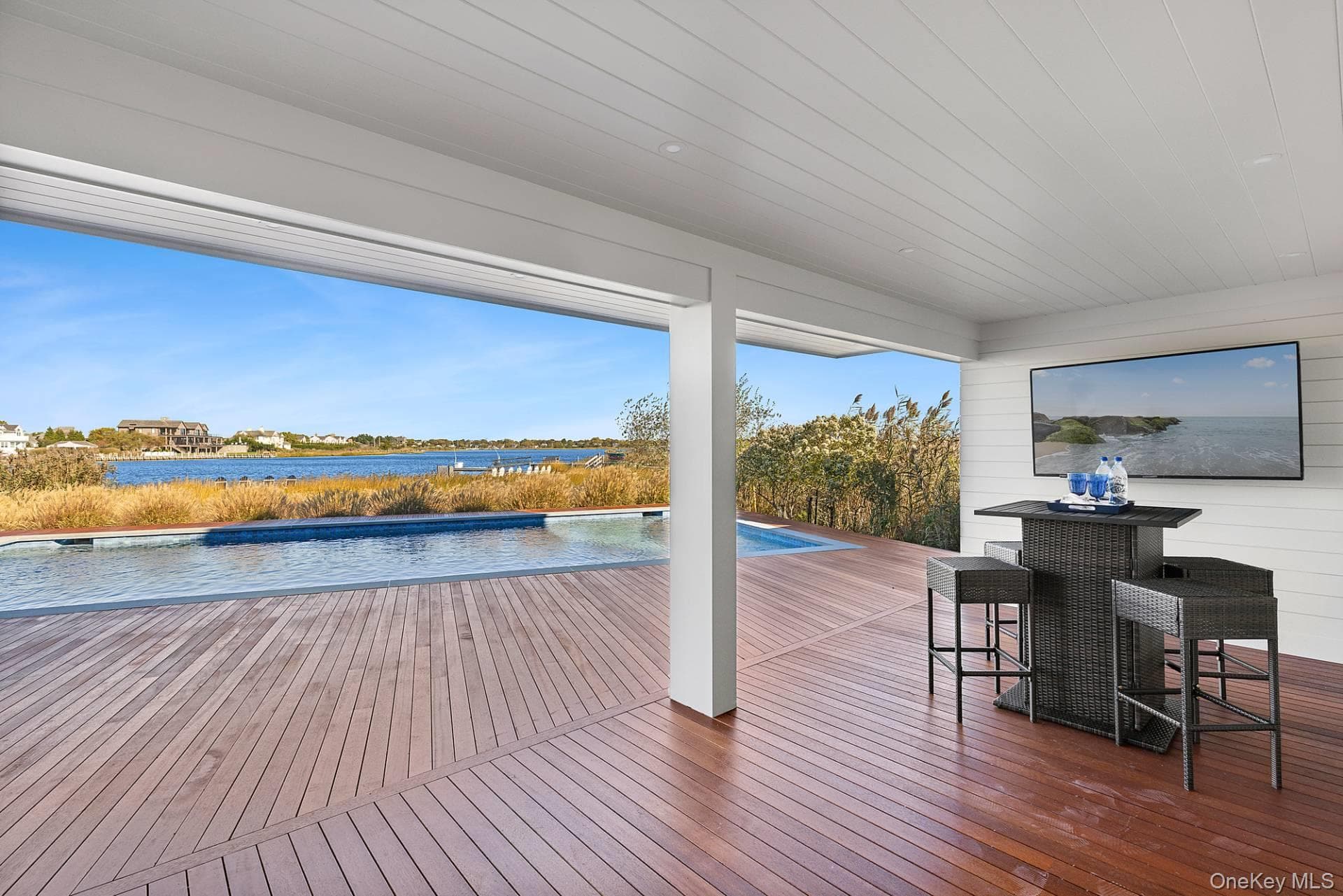218 Dune Road thumbnail 6