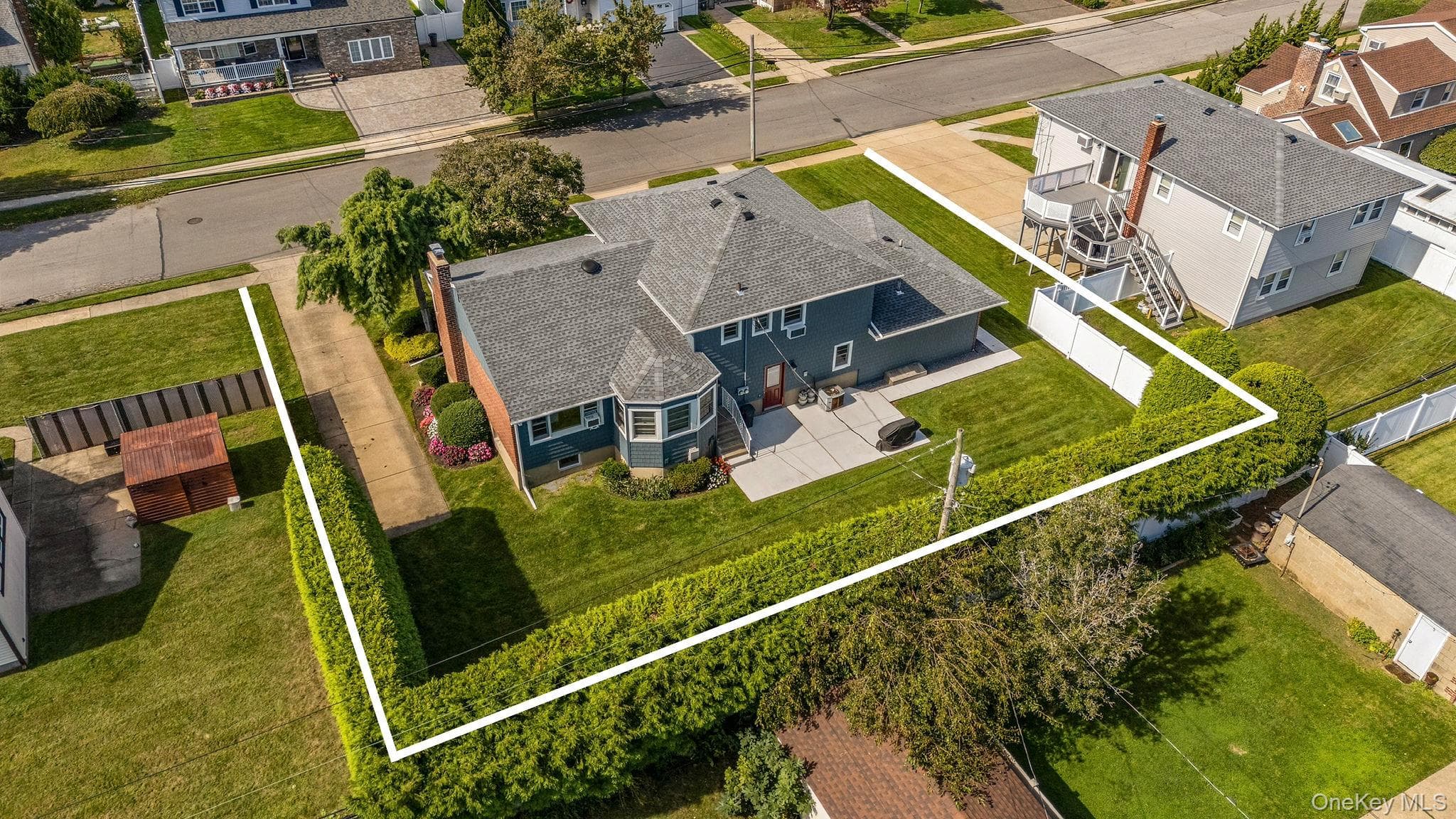 47 Diamond Avenue thumbnail 34