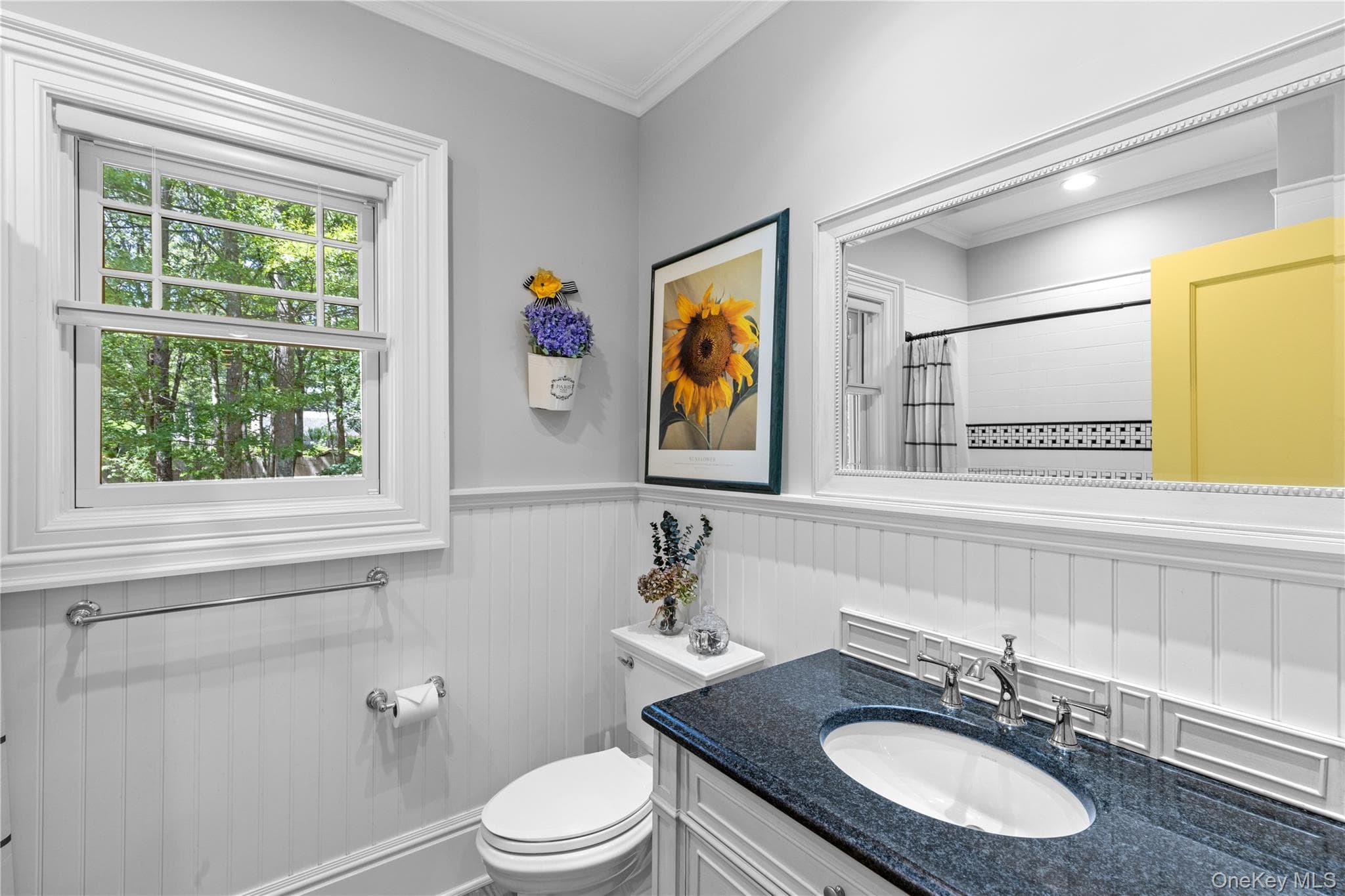 490 Wading River Road thumbnail 14