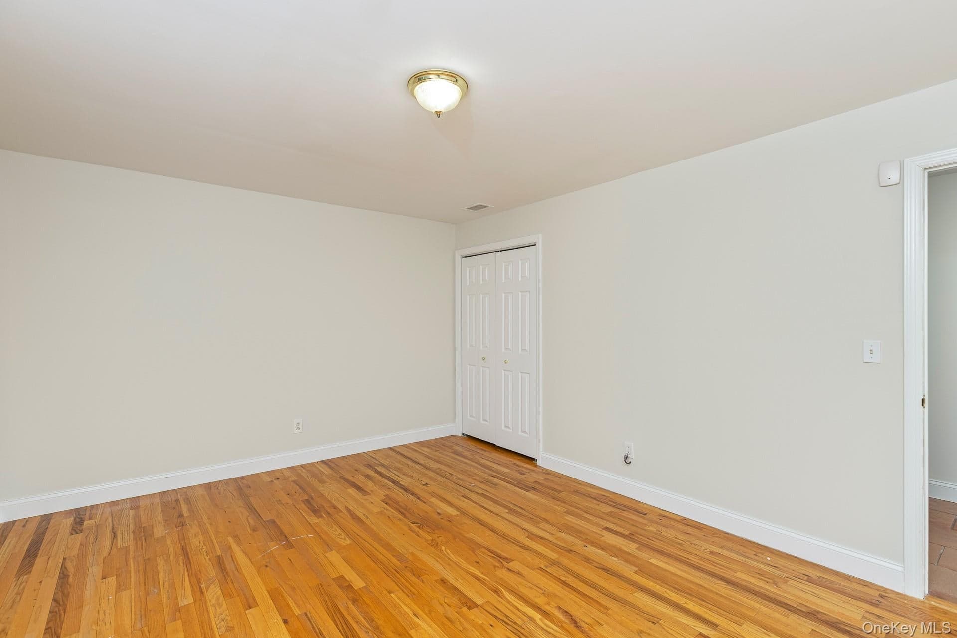 37 W Woodside Avenue thumbnail 23