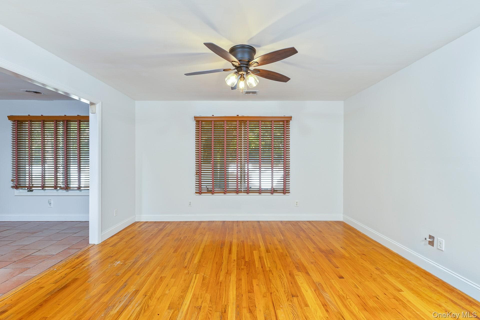 37 W Woodside Avenue thumbnail 9