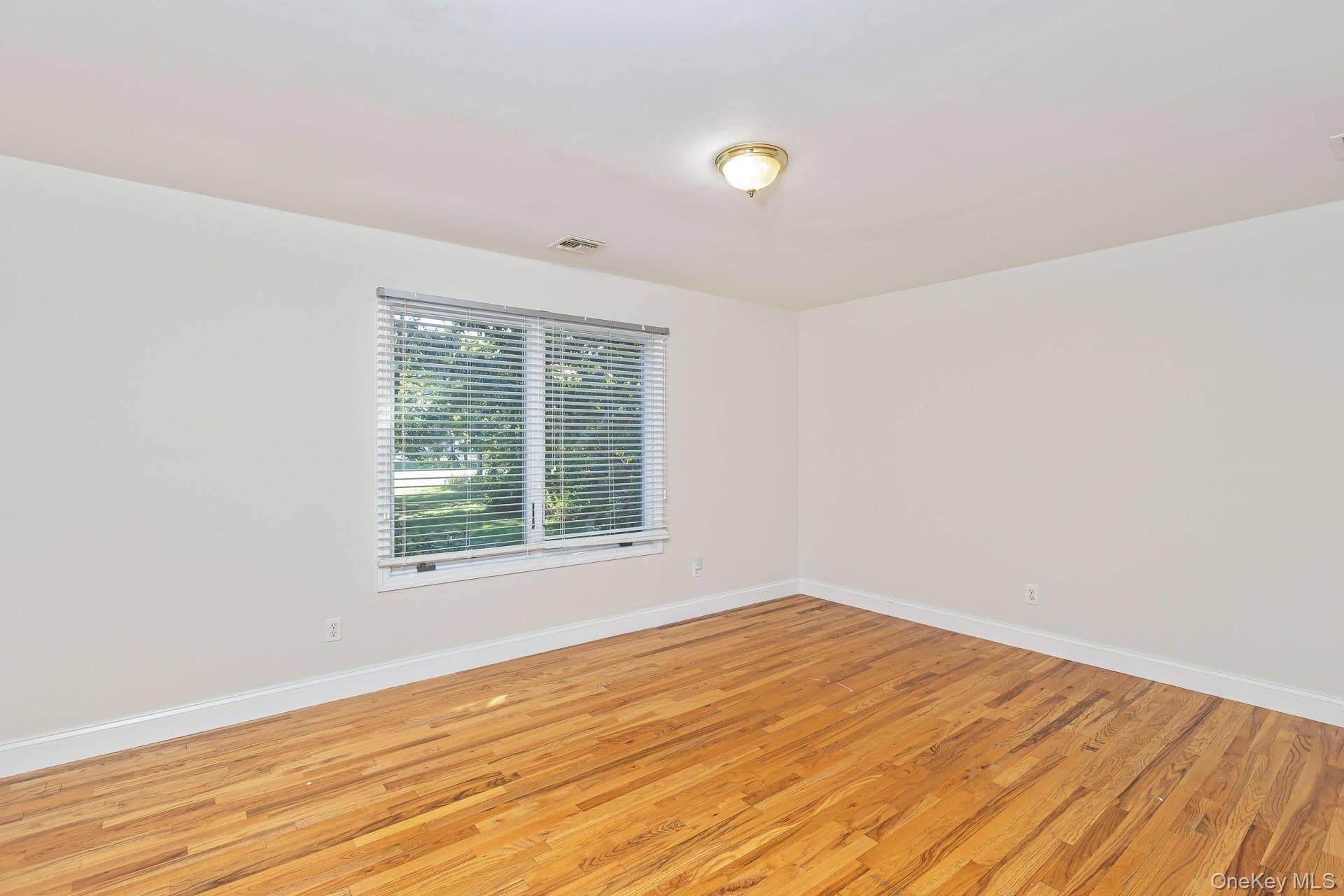 37 W Woodside Avenue thumbnail 22