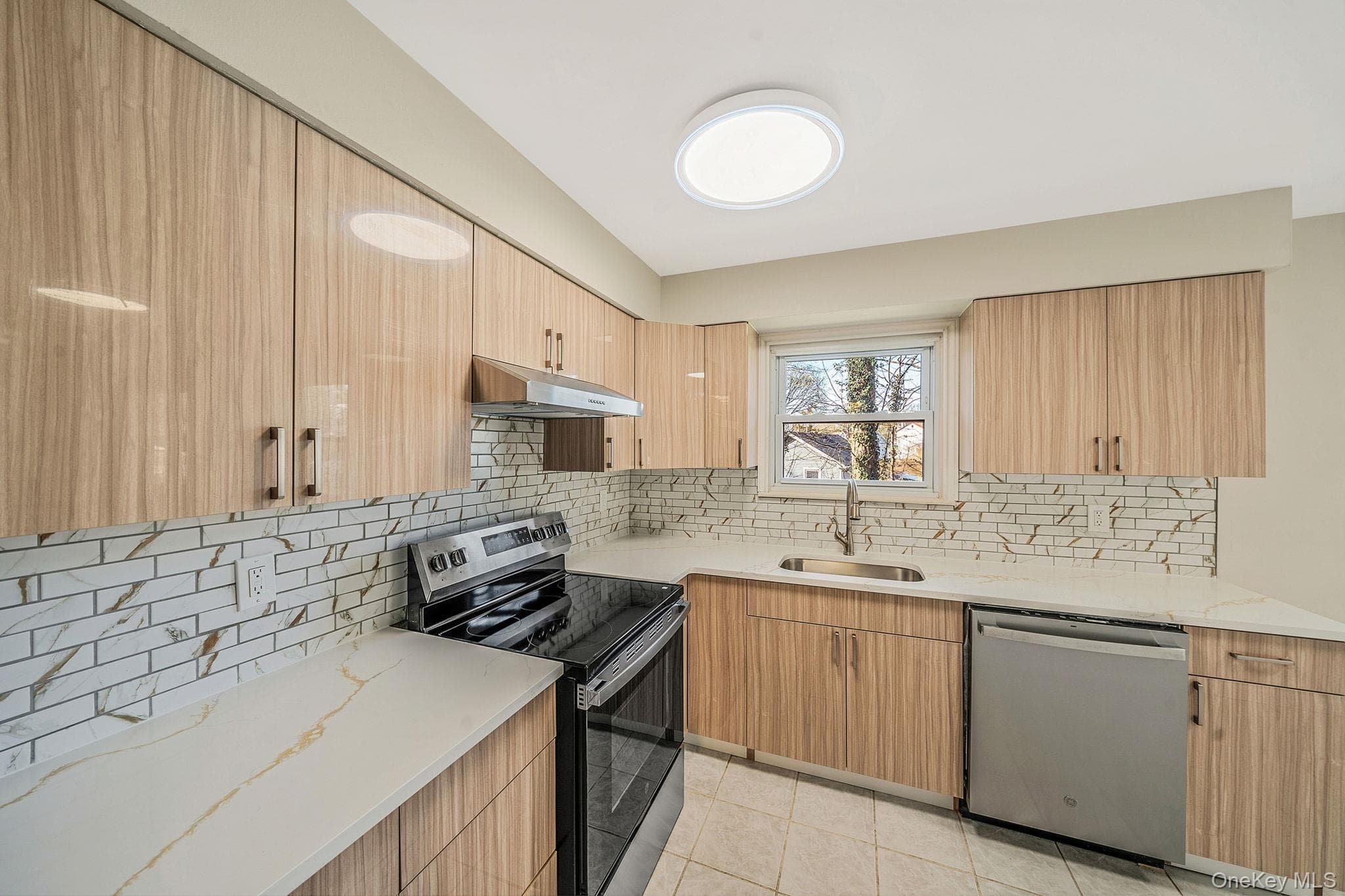 45 Roslyn Road thumbnail 12