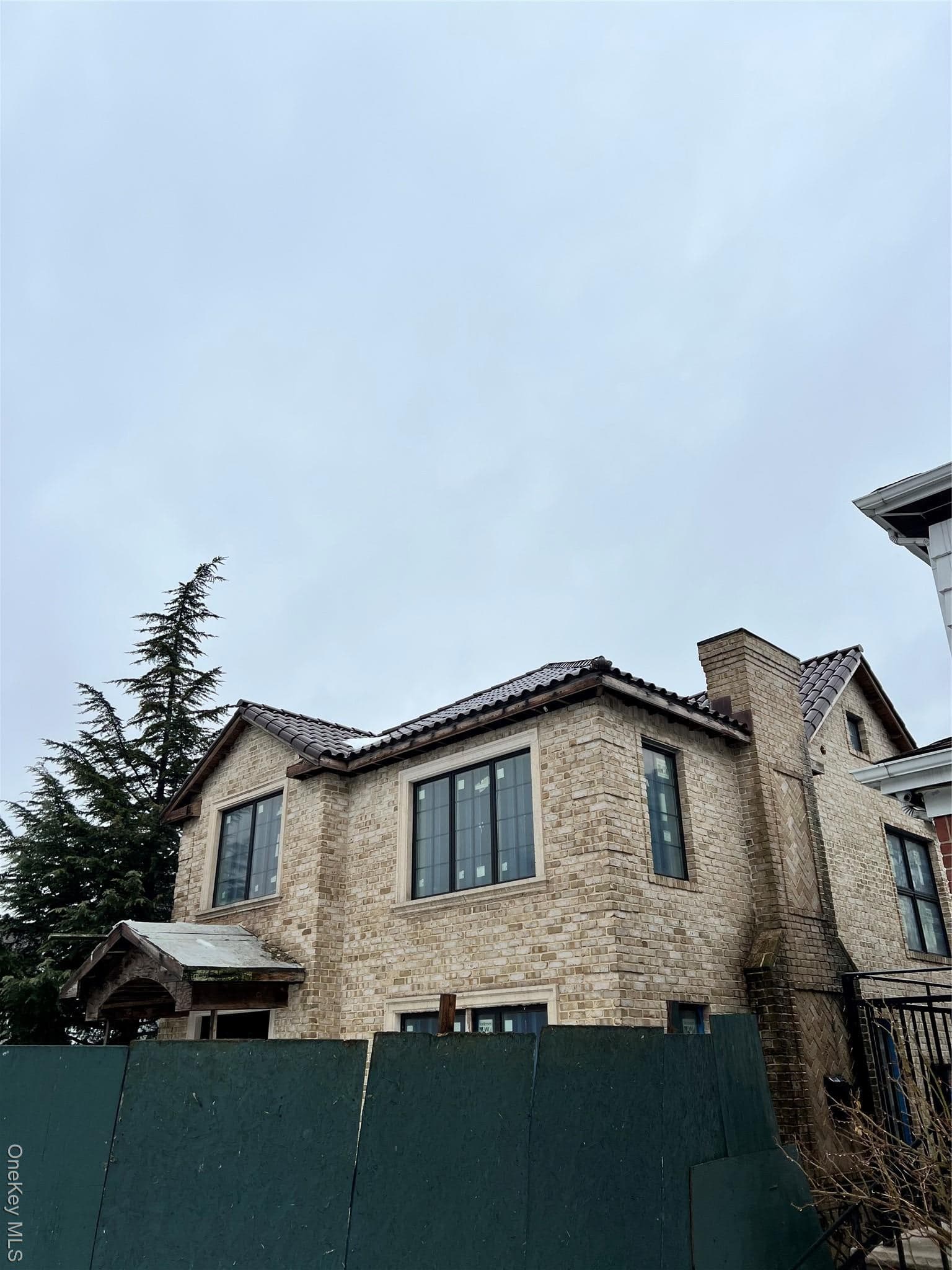 8324 Langdale Street thumbnail 2