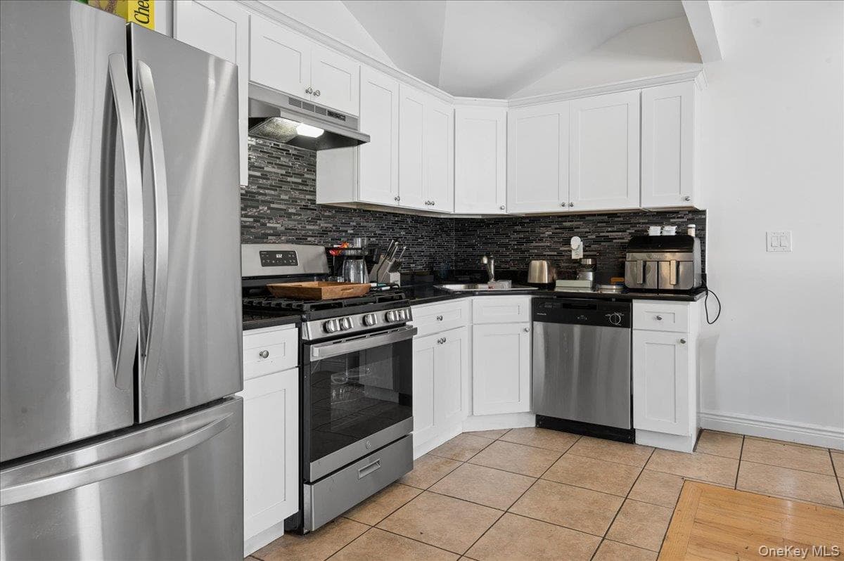 290 Zerega Avenue thumbnail 9