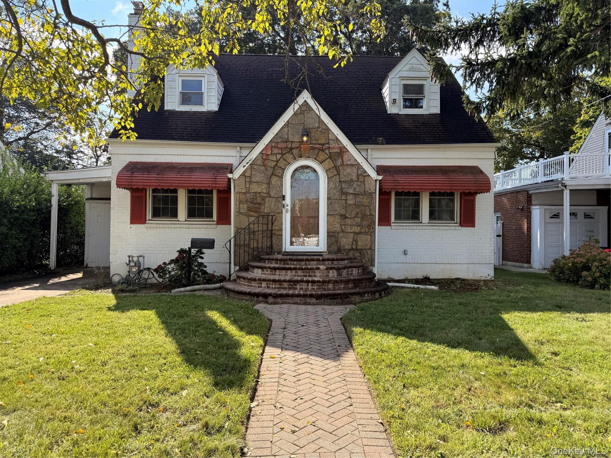 144 E Seaman Avenue, Freeport