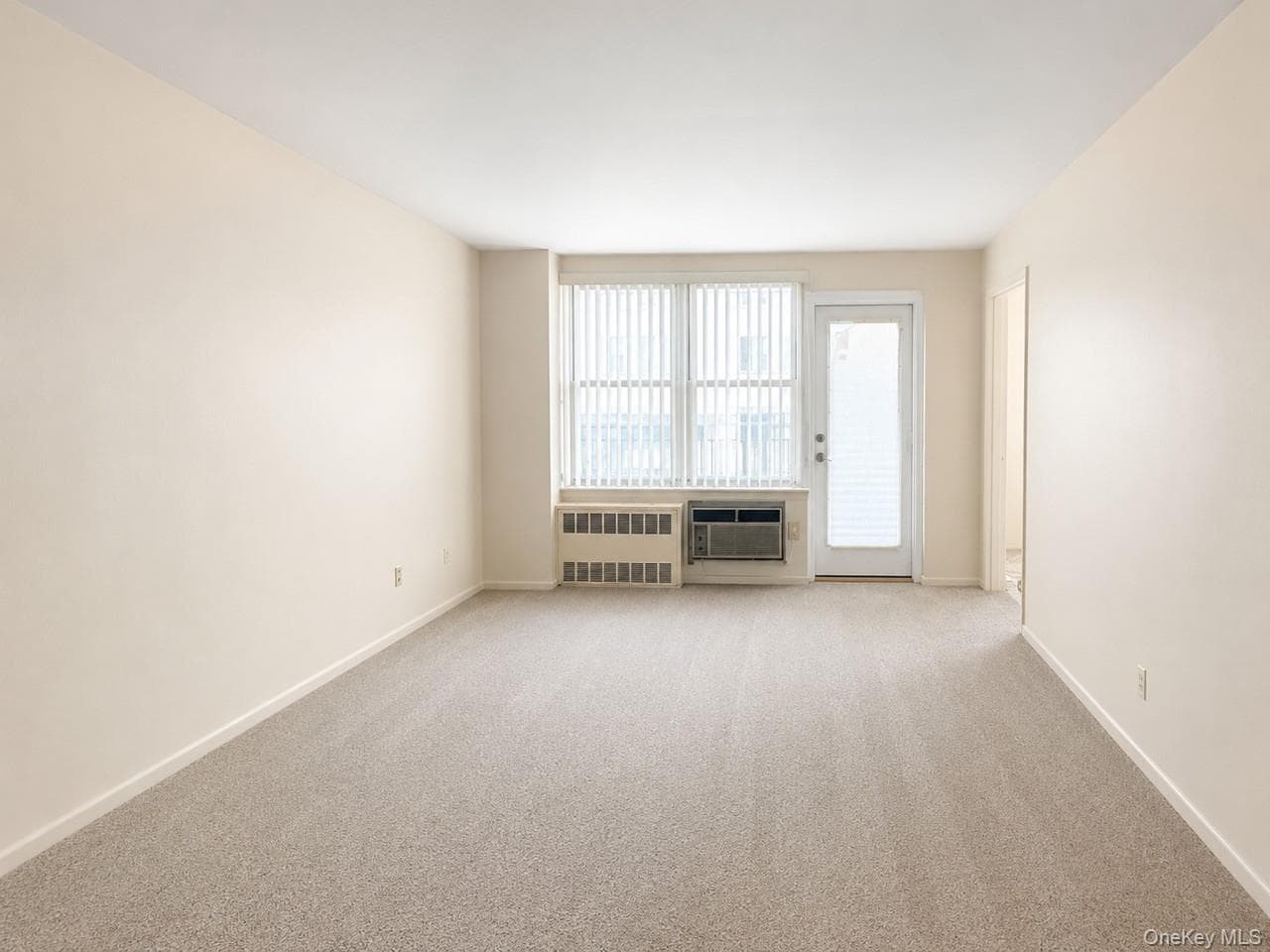 410 E Broadway Unit: 2F thumbnail 2