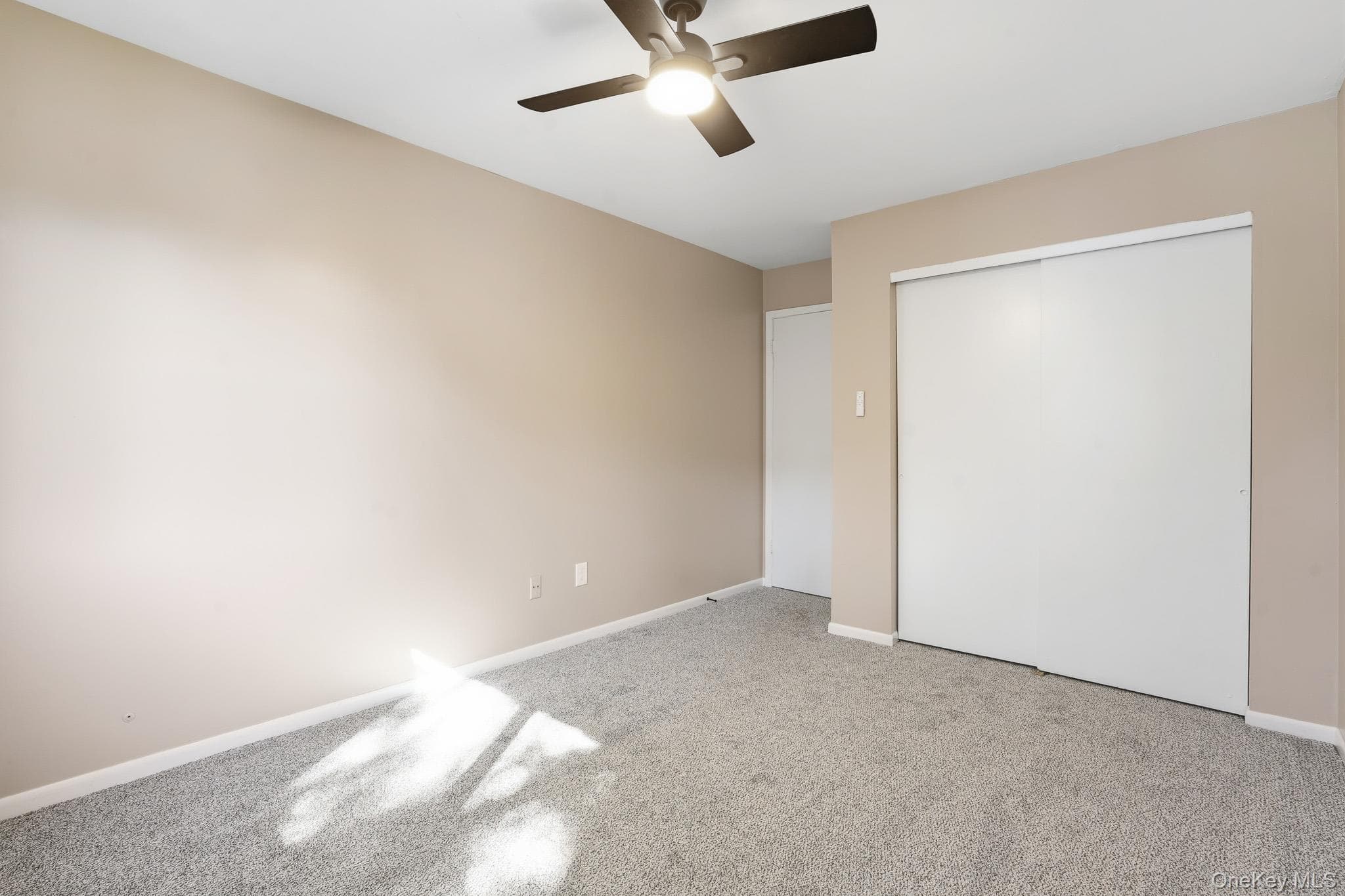 12 Skyline Drive Unit: 8 thumbnail 21