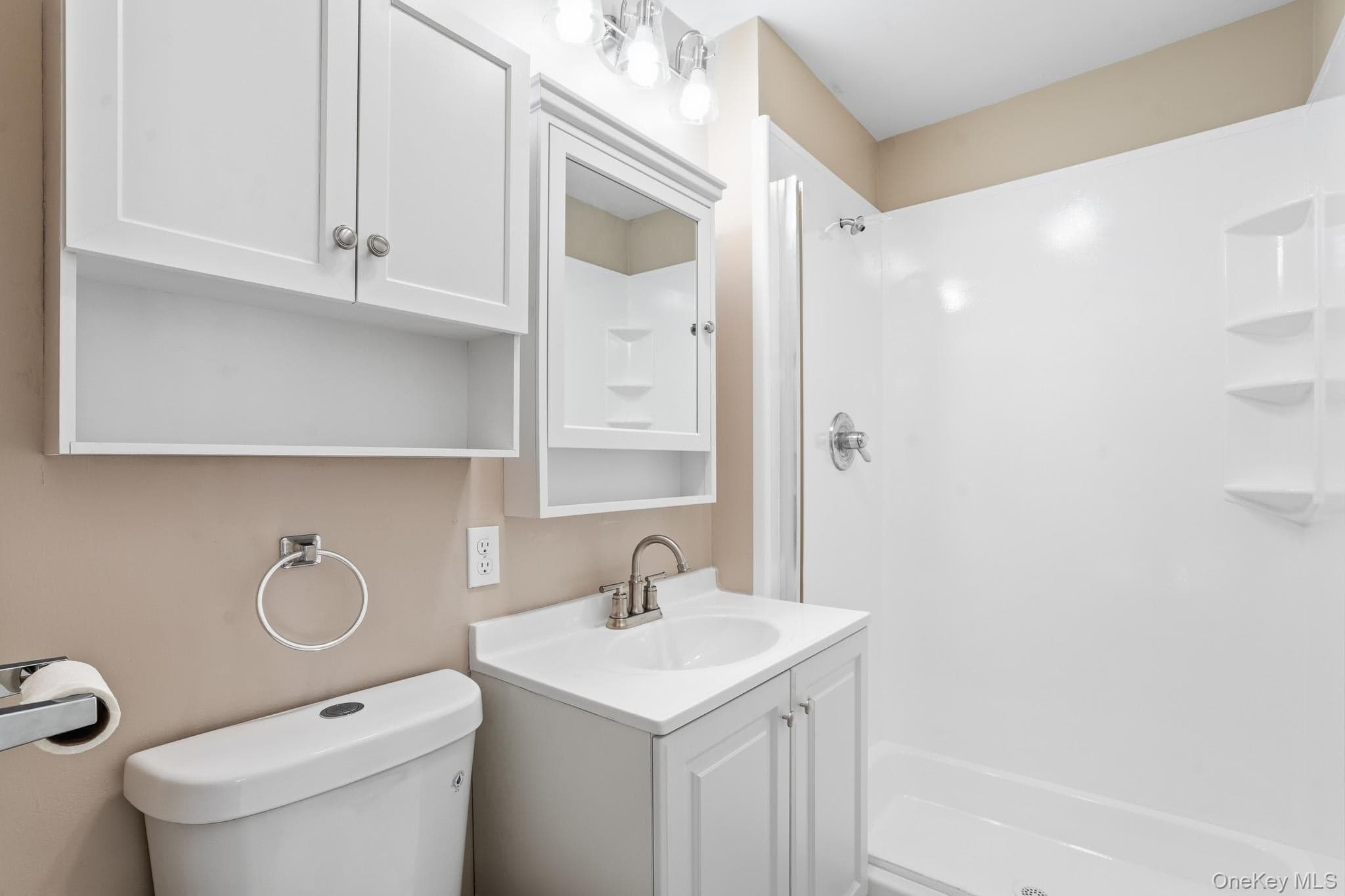 12 Skyline Drive Unit: 8 thumbnail 19