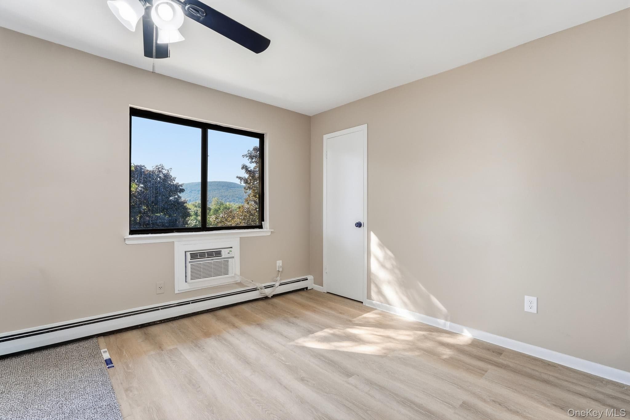 12 Skyline Drive Unit: 8 thumbnail 9