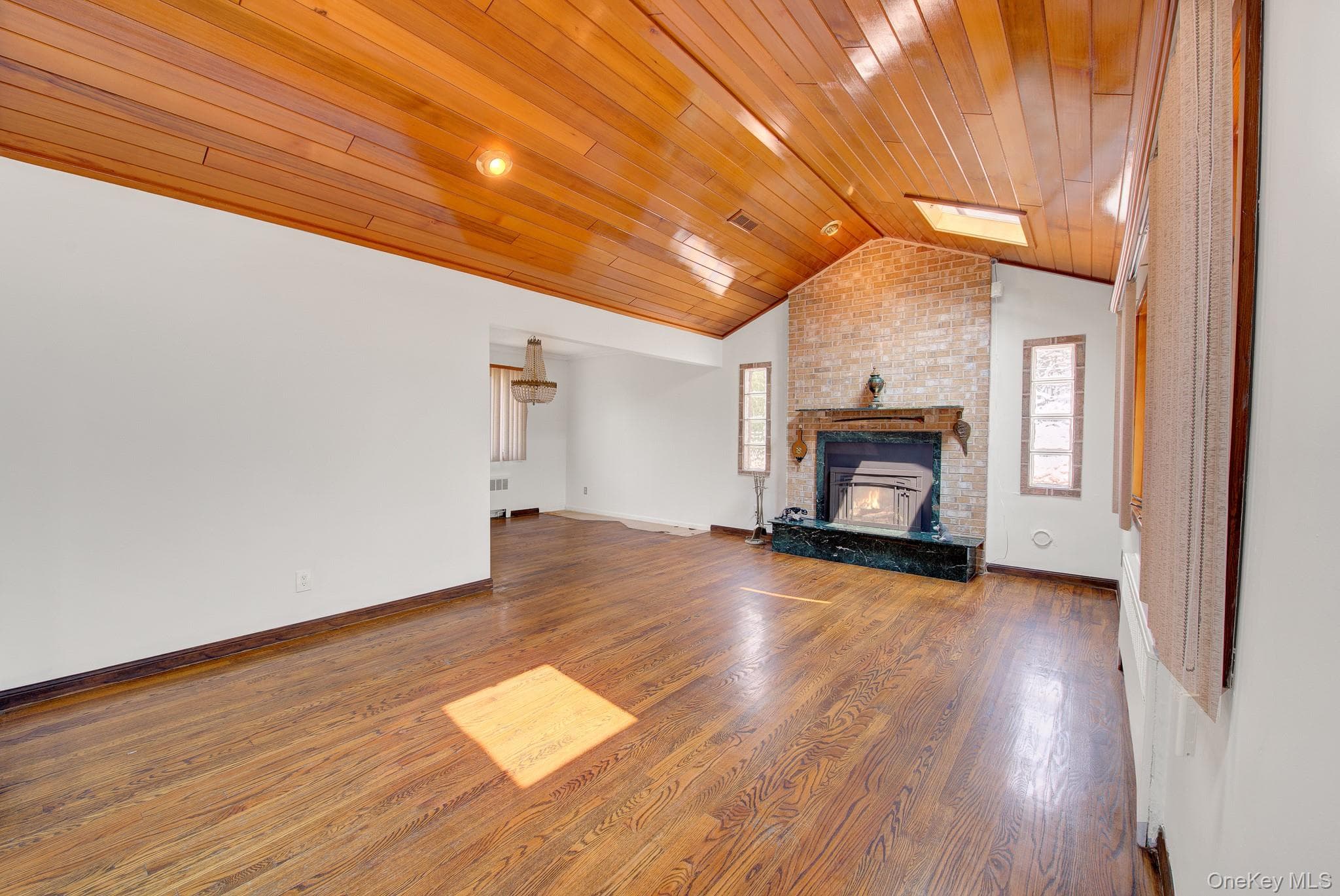 24 Pinehurst Street thumbnail 5