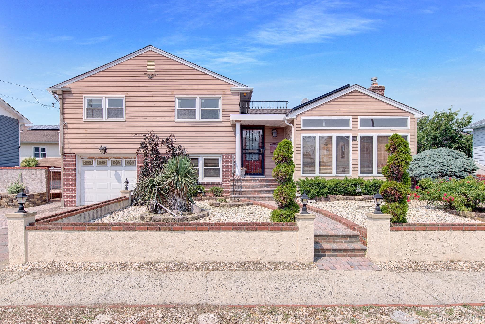 24 Pinehurst Street photo 1