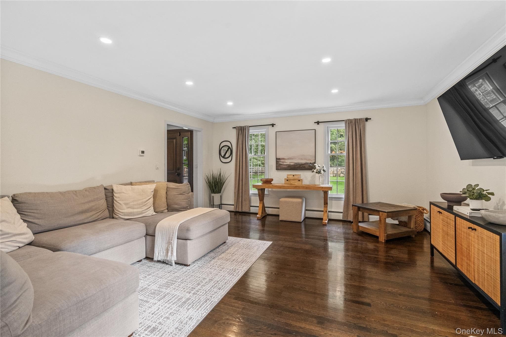 406 Bedford Road thumbnail 10