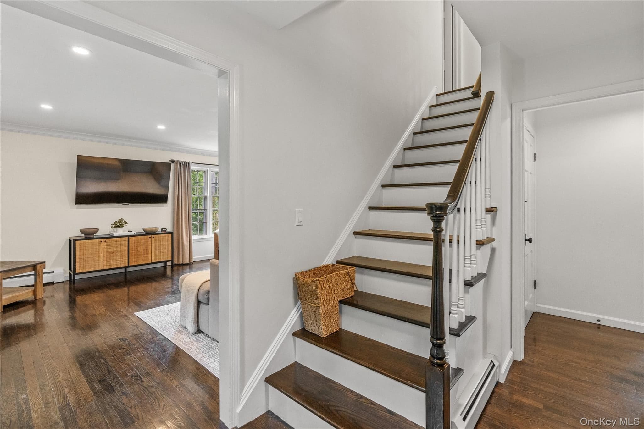 406 Bedford Road thumbnail 25