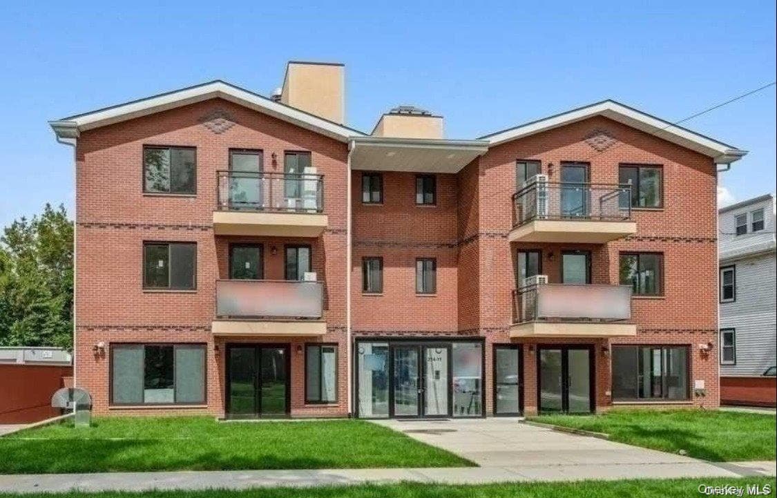 214-11 35th Avenue Unit: C9, Bayside