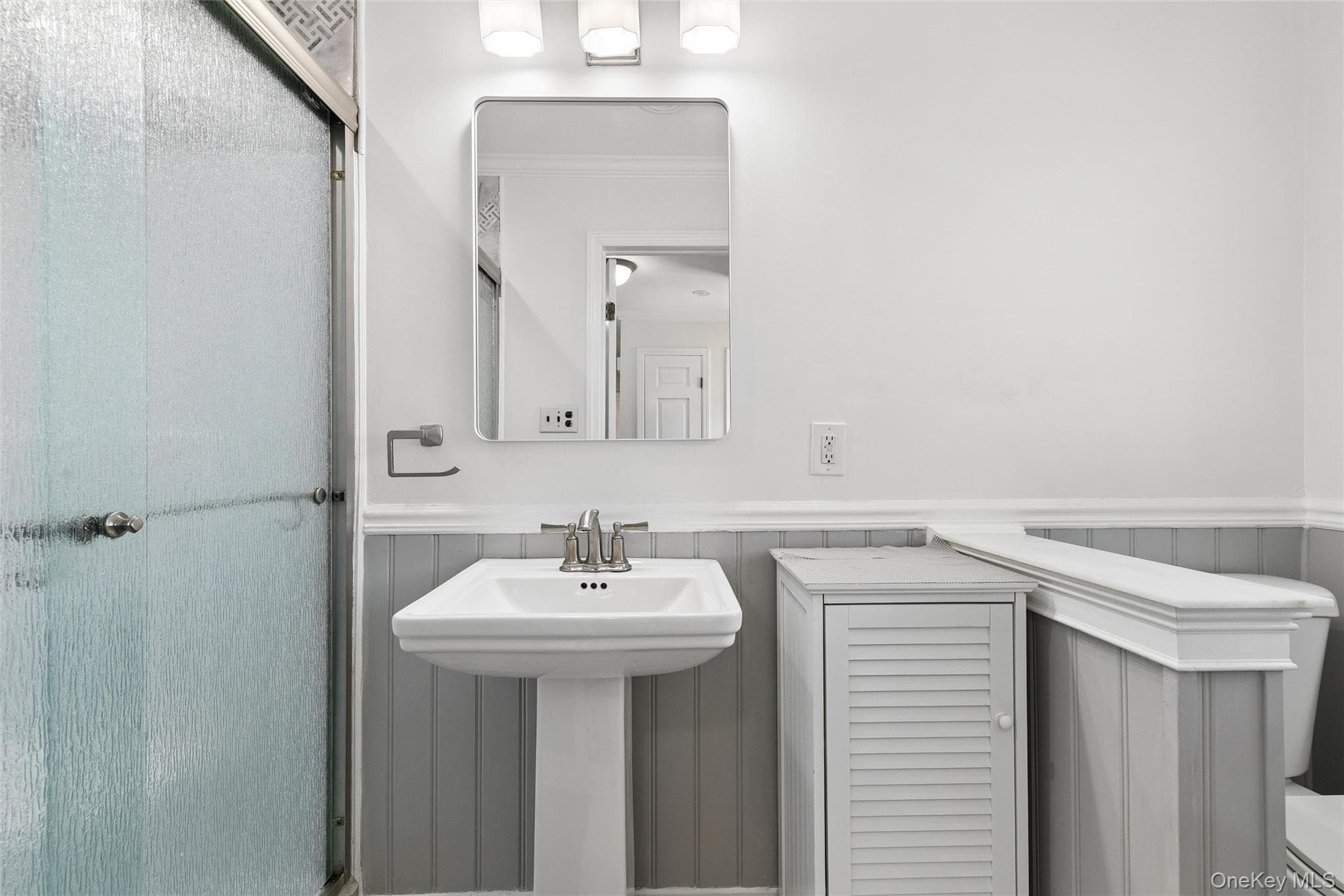 680 Westview Drive thumbnail 14