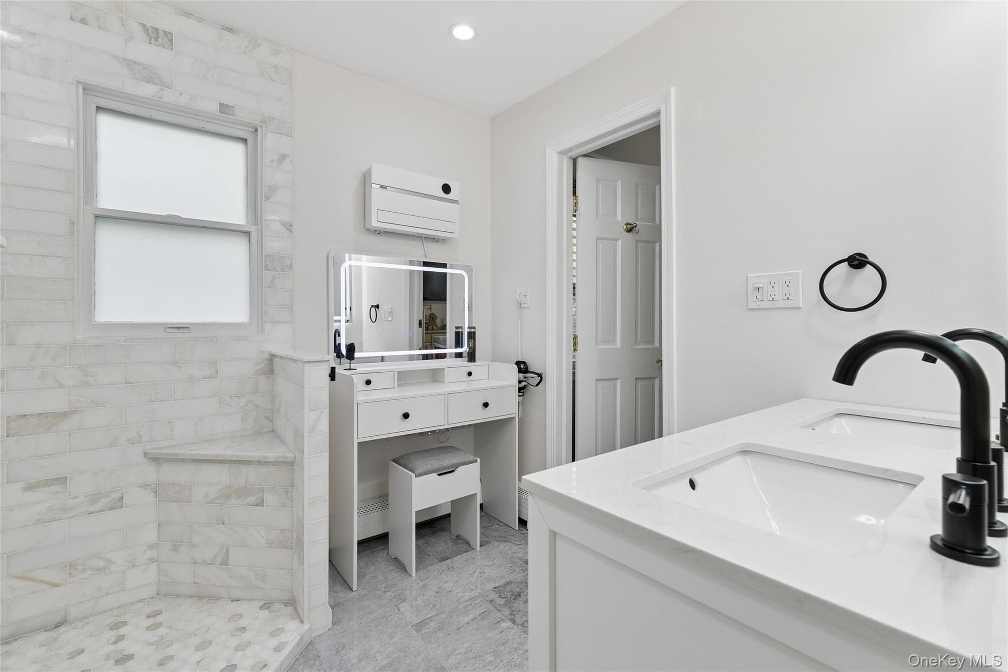 680 Westview Drive thumbnail 11