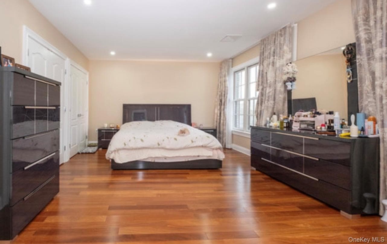 24814 Van Zandt Avenue thumbnail 19