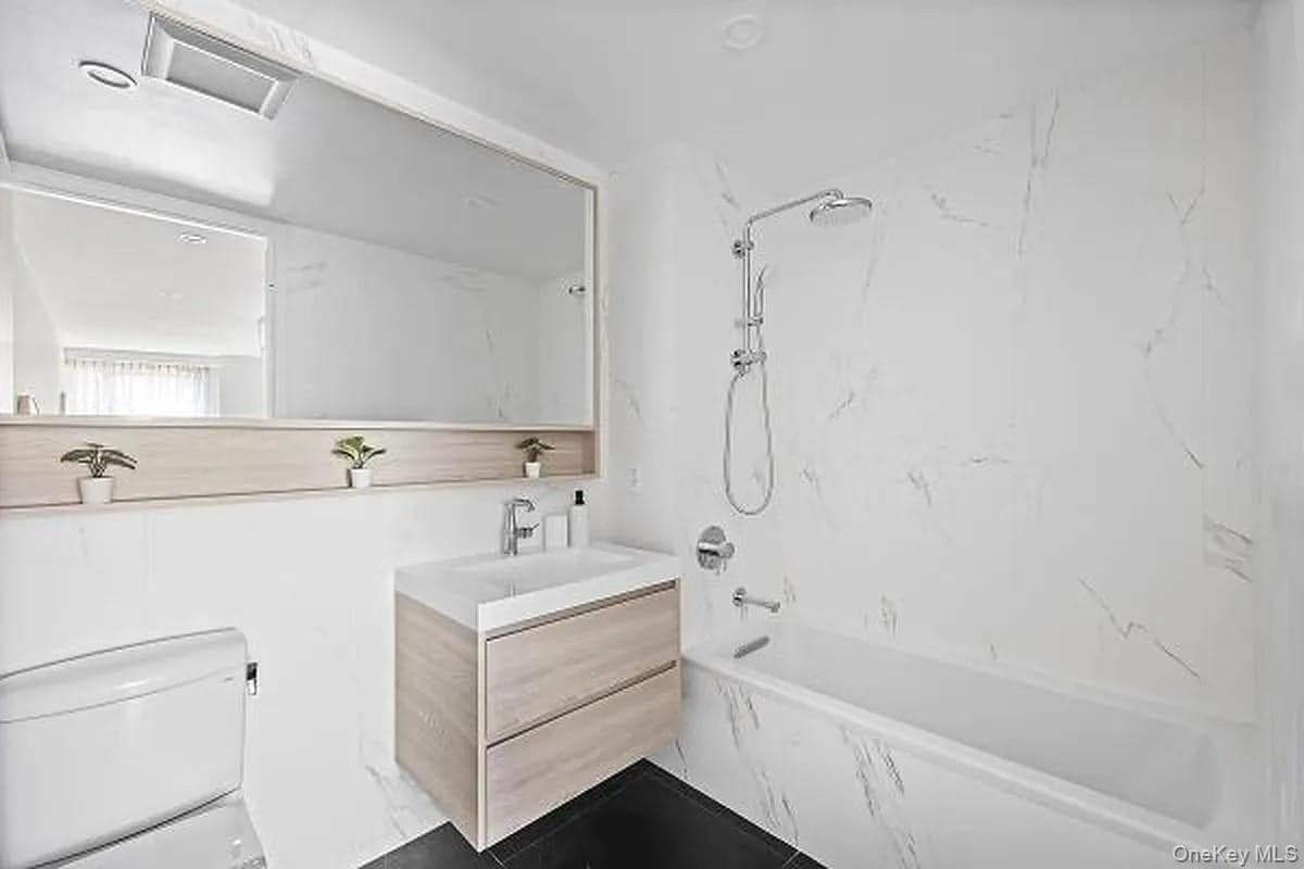 40-22 61st Street Unit: 5E thumbnail 6