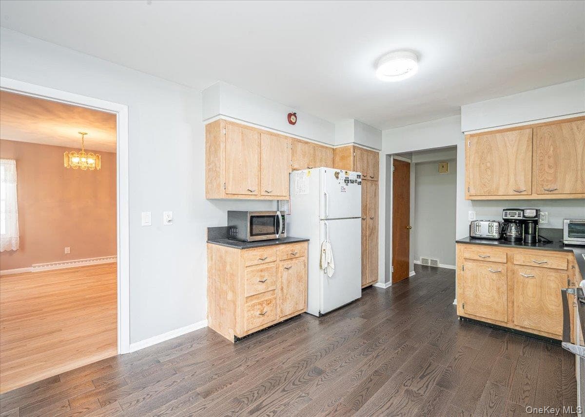 457 Washington Avenue thumbnail 9