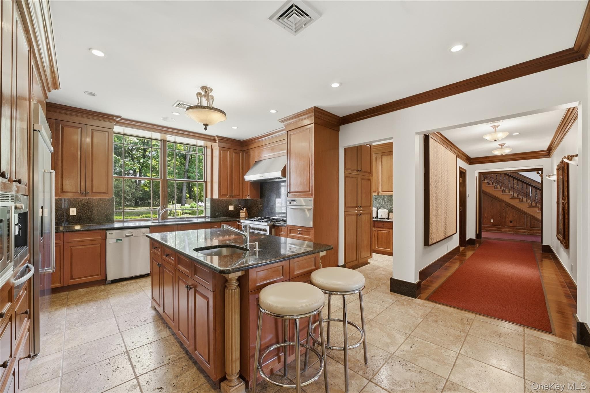 196 Mclain Street thumbnail 17