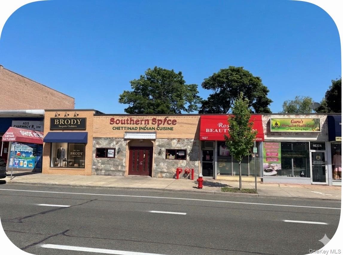 1635 Hillside Avenue photo 1