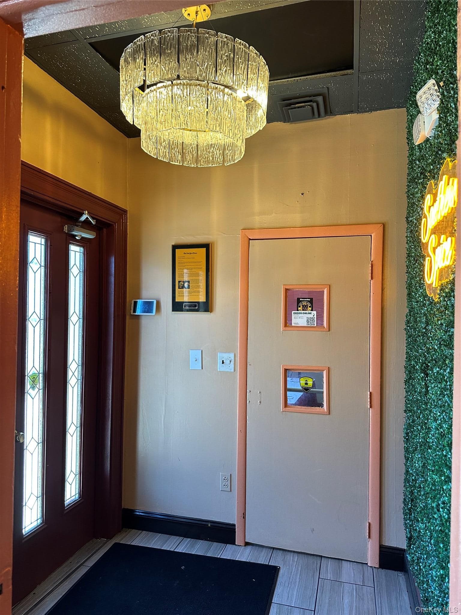 1635 Hillside Avenue thumbnail 5