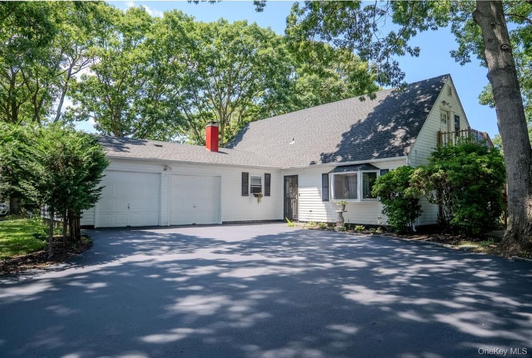 41 Fig Street, Central Islip