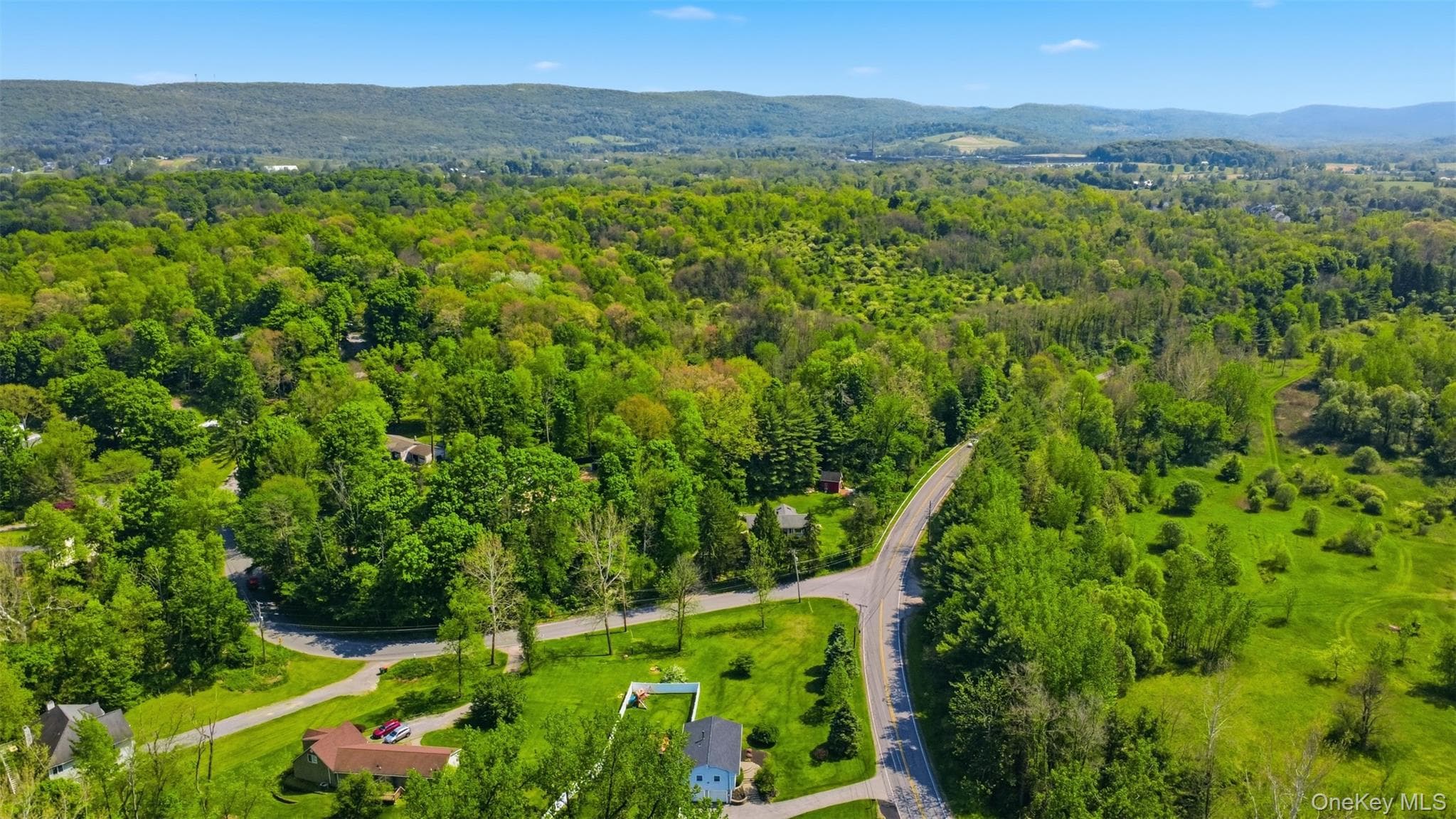 213 Greenhaven Road thumbnail 16
