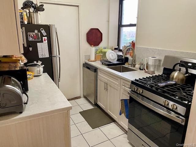 48-21 40th Street Unit: 4B thumbnail 6
