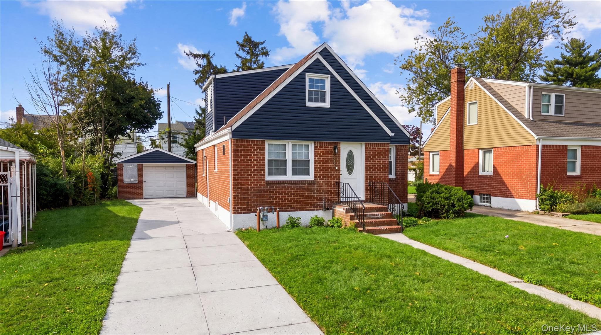 1977 Jackson Avenue, Elmont