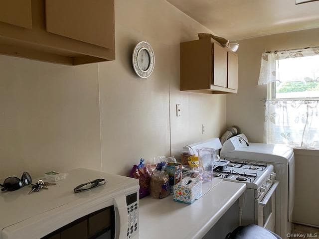 254-25 75th Avenue Unit: 2nd fl thumbnail 7