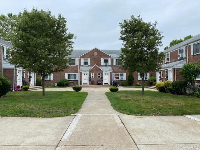 254-25 75th Avenue Unit: 2nd fl thumbnail 2