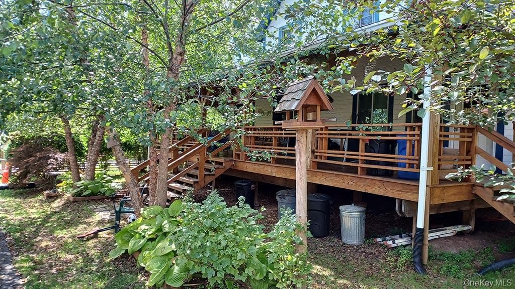26 Maple Avenue thumbnail 3
