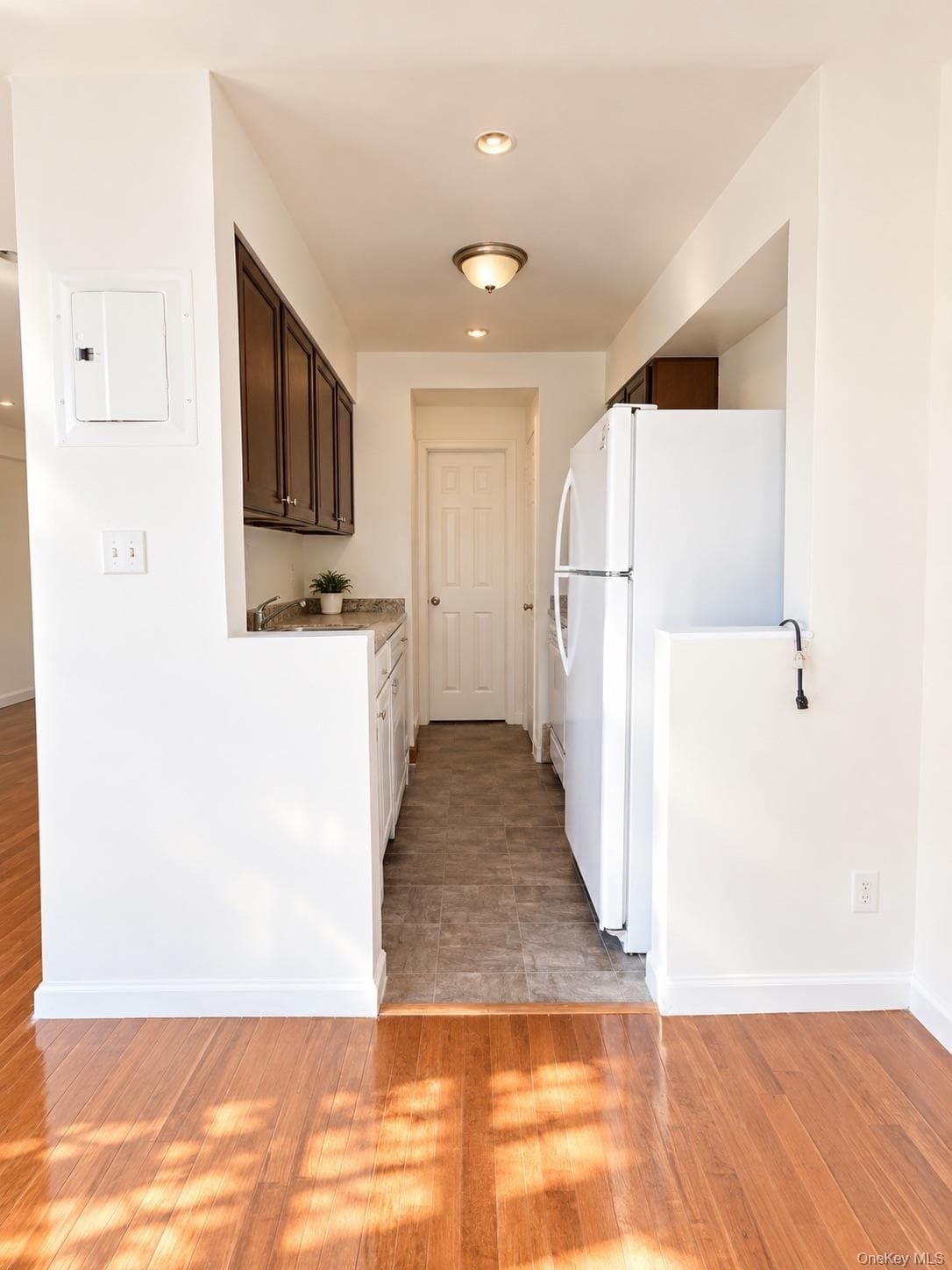 86-16 60th Avenue Unit: 3C thumbnail 4