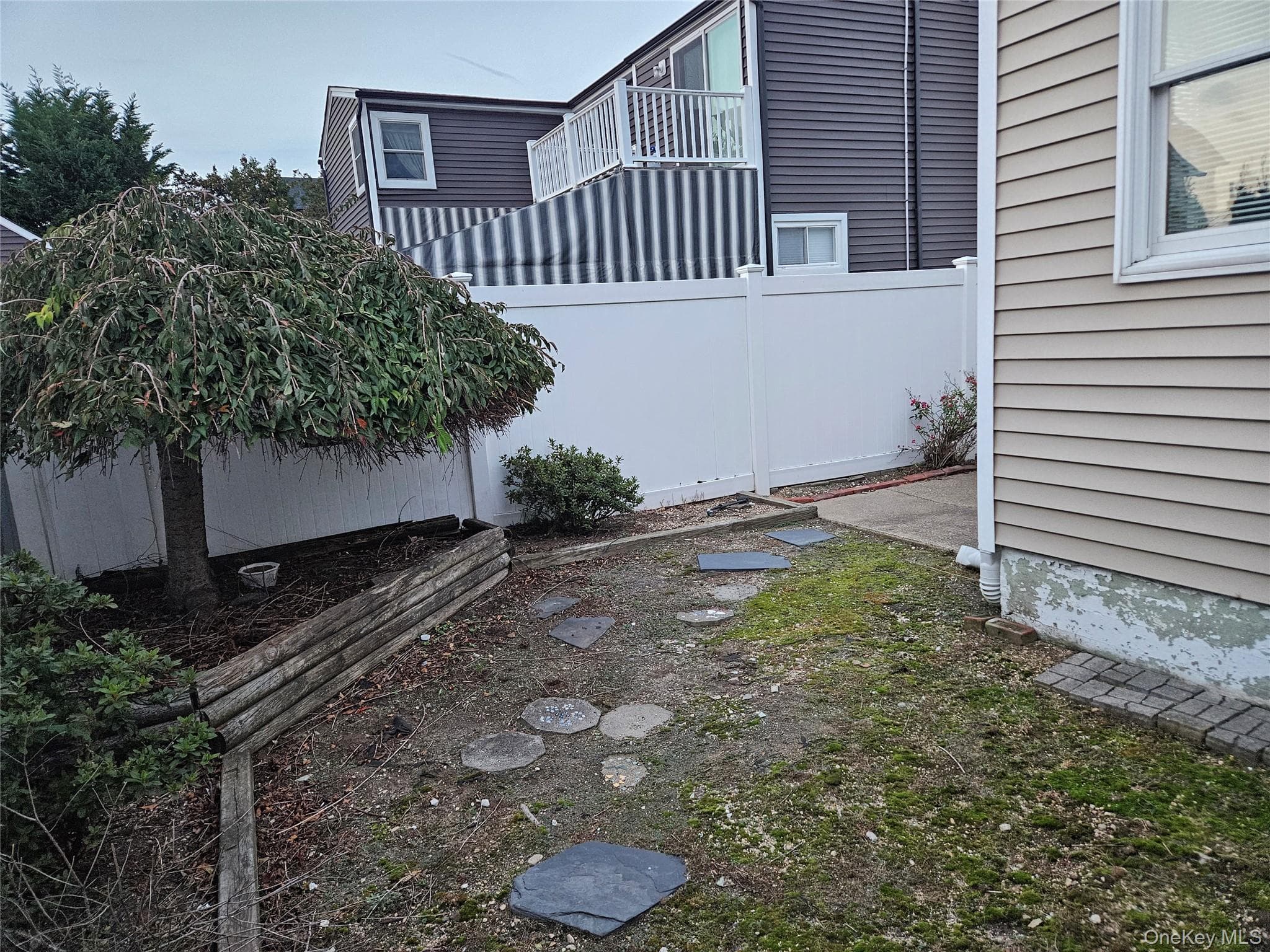 132 Maple Avenue thumbnail 15
