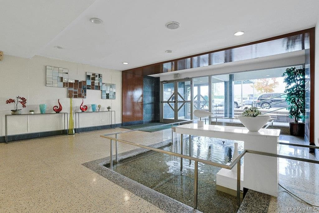 3363 Sedgwick Avenue Unit: 4D thumbnail 2