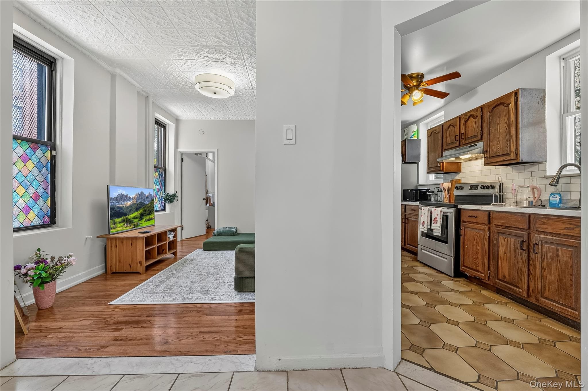 2476 Arthur Avenue thumbnail 10