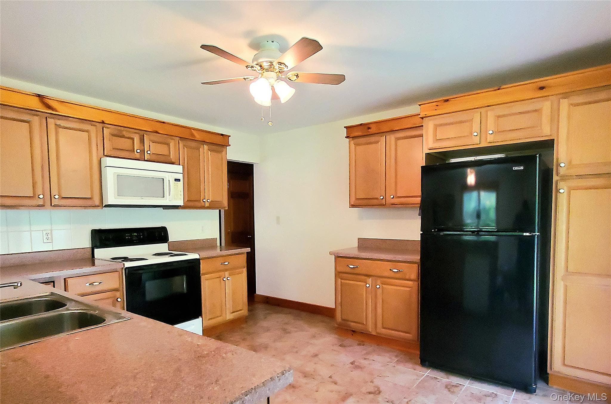 76 Wynkoop Drive thumbnail 11